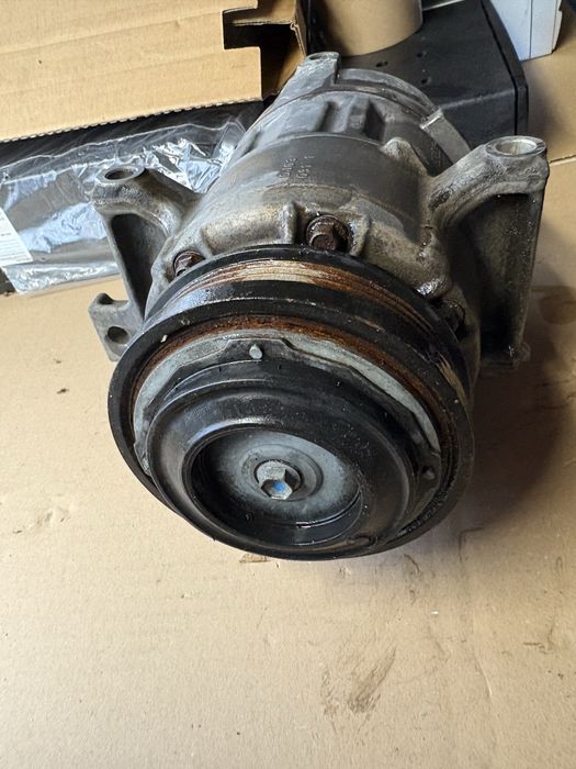 Ford f150 navigator 3,5 ecoboost sprezarka klimatyzacji