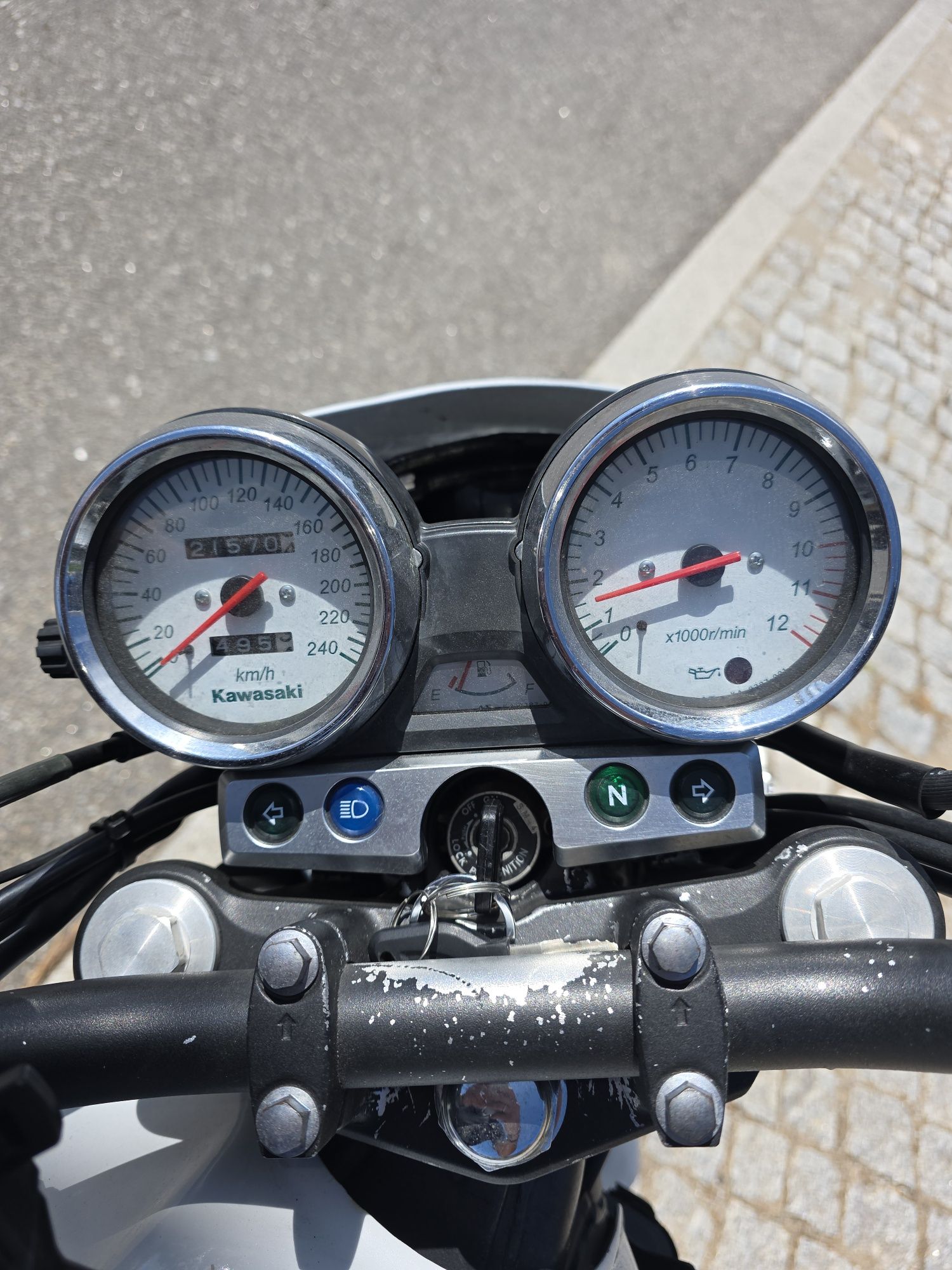 Kawasaki  ZR750F