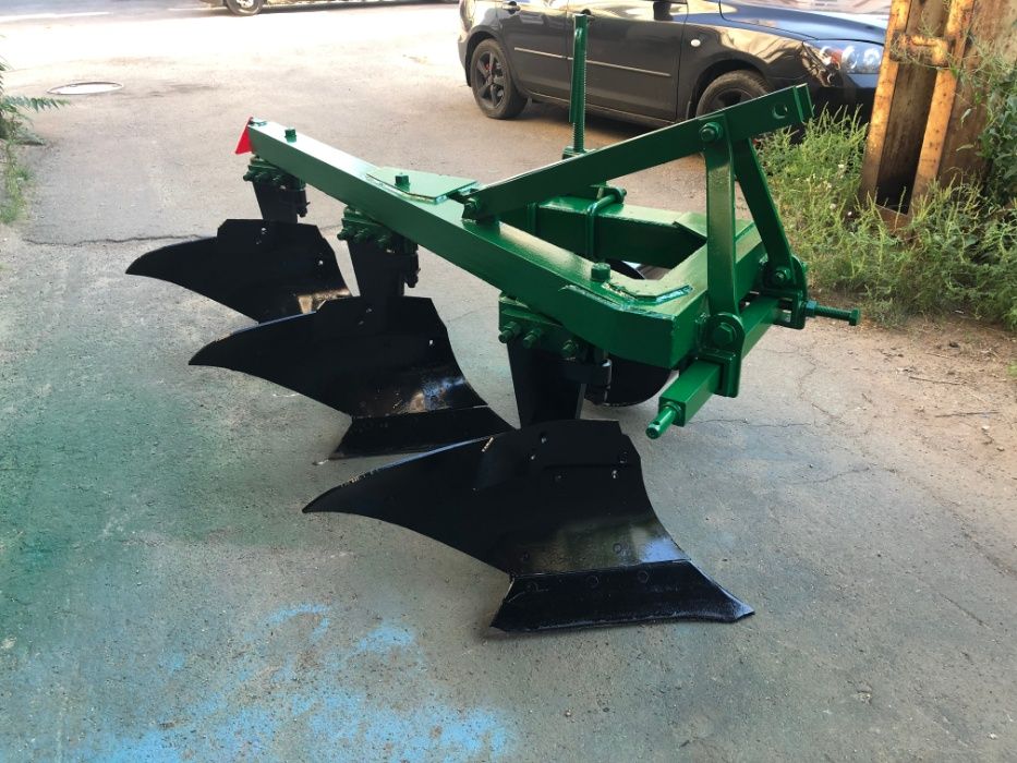 Плуг навісний ПЛН 3-35 з кутознімом. 25% Компенсації. Виробник!!!