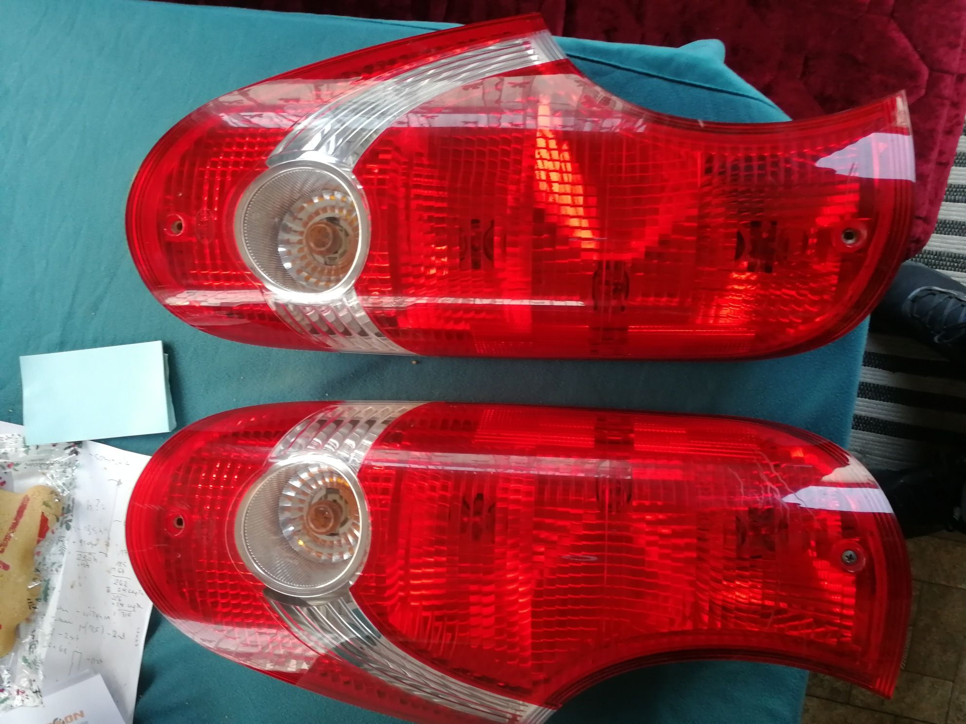 Lampy hobby do przyczepy kempingowei