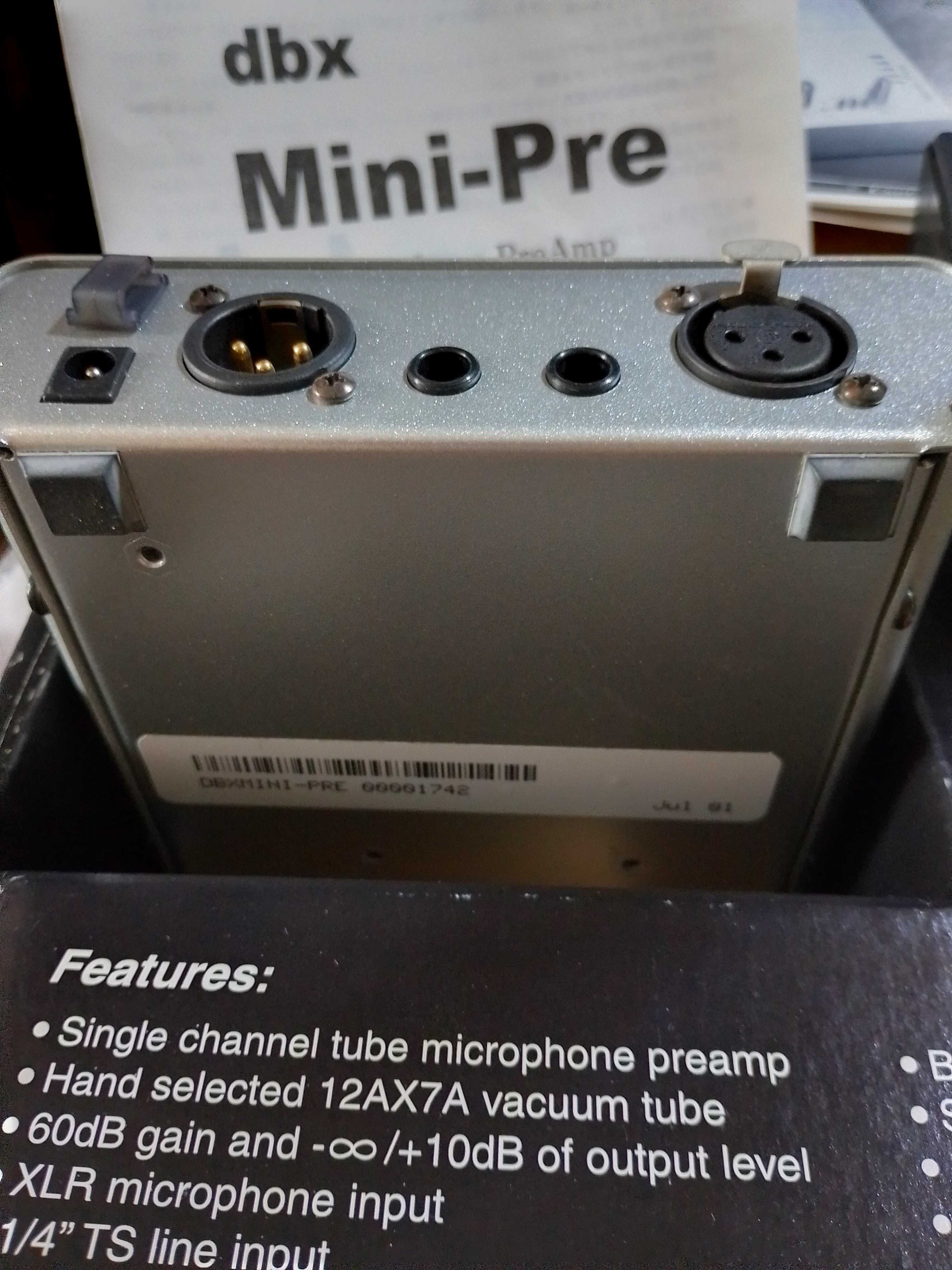 Ламповий мікрофонний  підсилювач  DBX Mini-Pre,