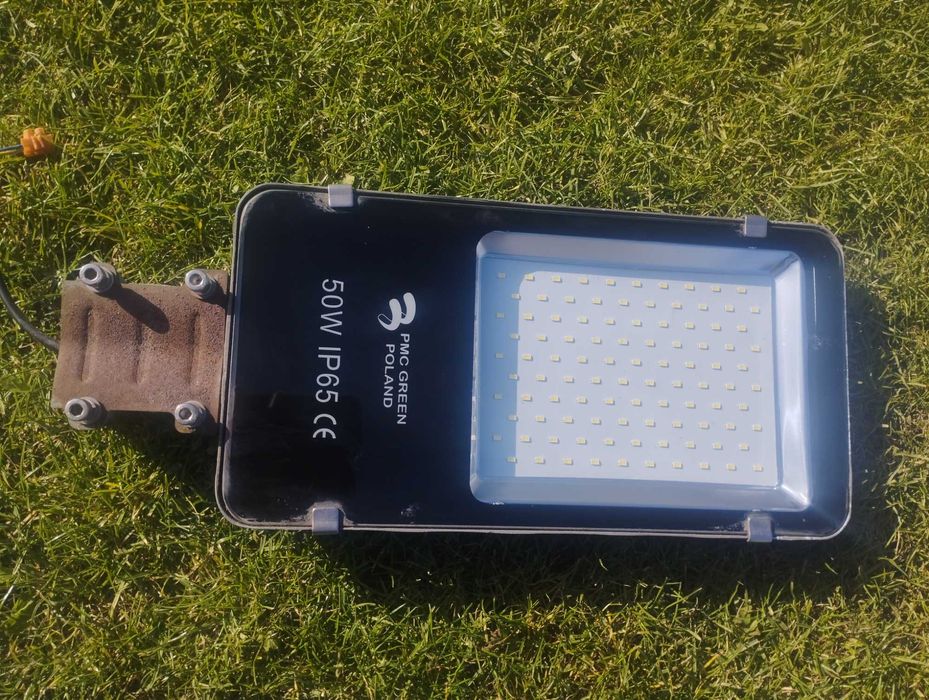 Lampa oświetleniowa