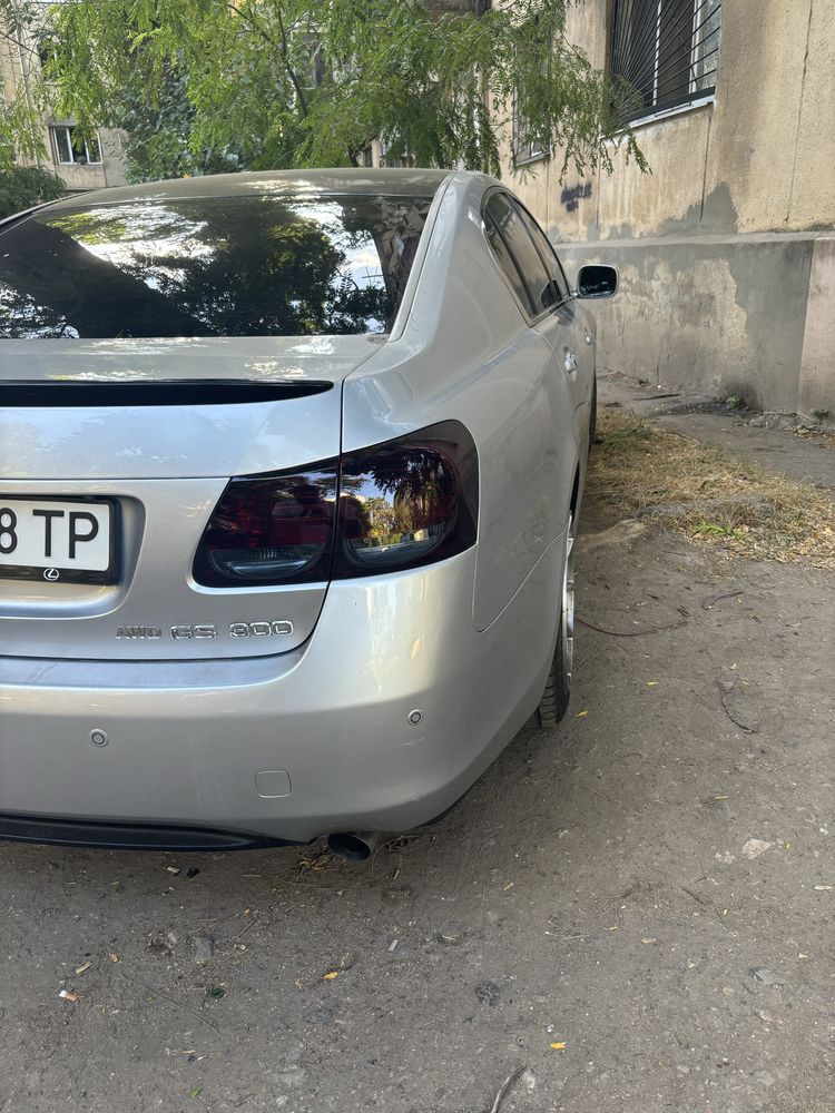 Продам lexus gs300 awd