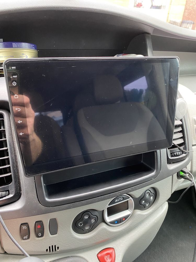 Штатная Андроид магнитола Opel Vivaro, Renault Traffic с экраном 10 дю
