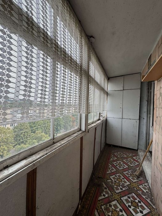 Продаж 4 кімнатної квартири