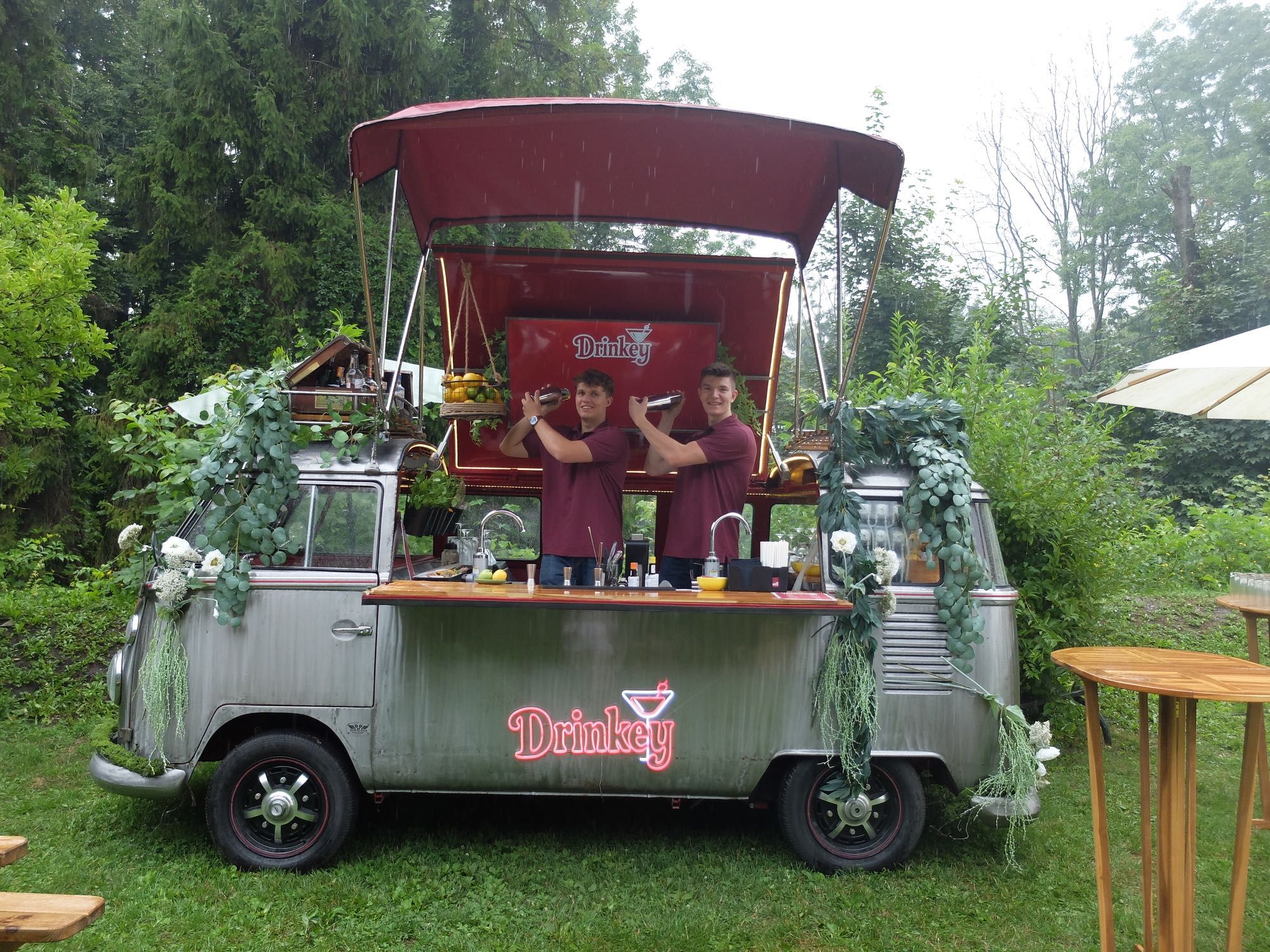 Mobilny Drink-Bar w Volkswagen T1 (bulik) na wesele / imprezę firmową