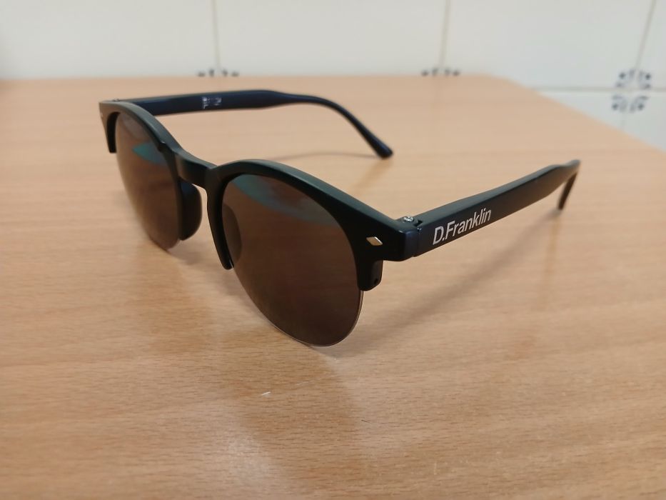 Óculos  sol D. Franklin usados em Gondomar