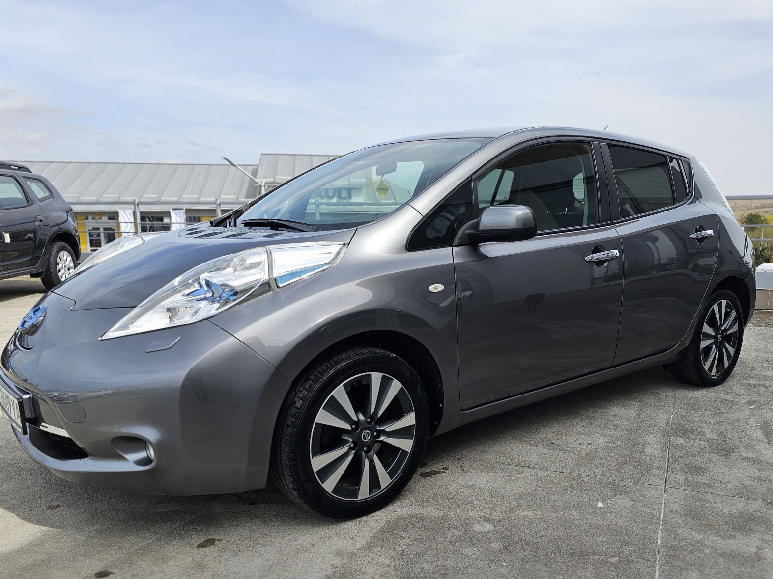 Nissan leaf 2014