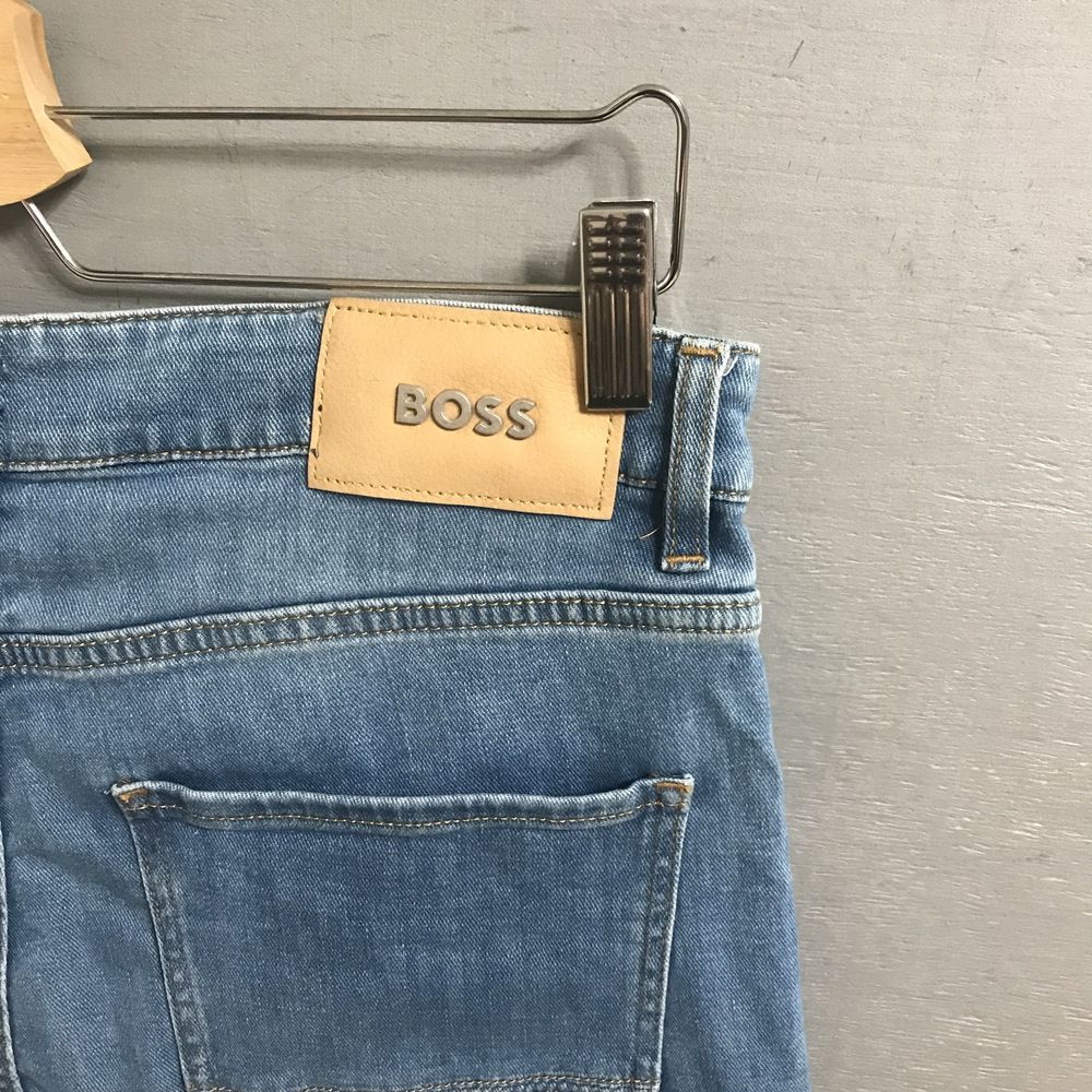 Джинси Hugo Boss