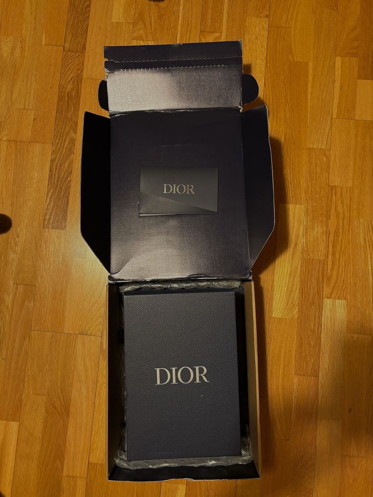 Tenis dior B30 43 com caixa e acessorios