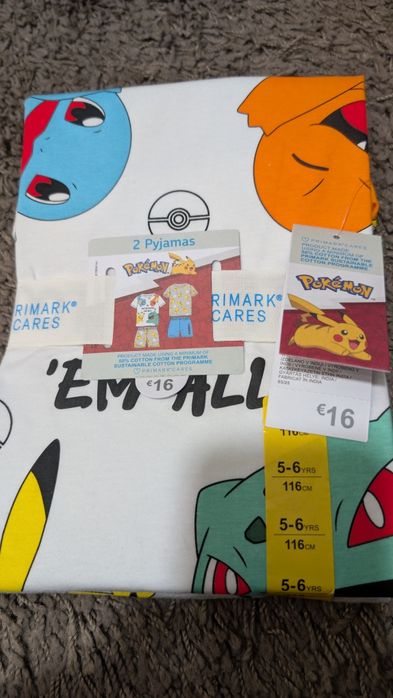 Conjunto de 2 pijamas Pokemon