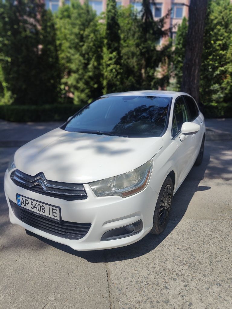 Citroën C4 1.6 бензин автомат