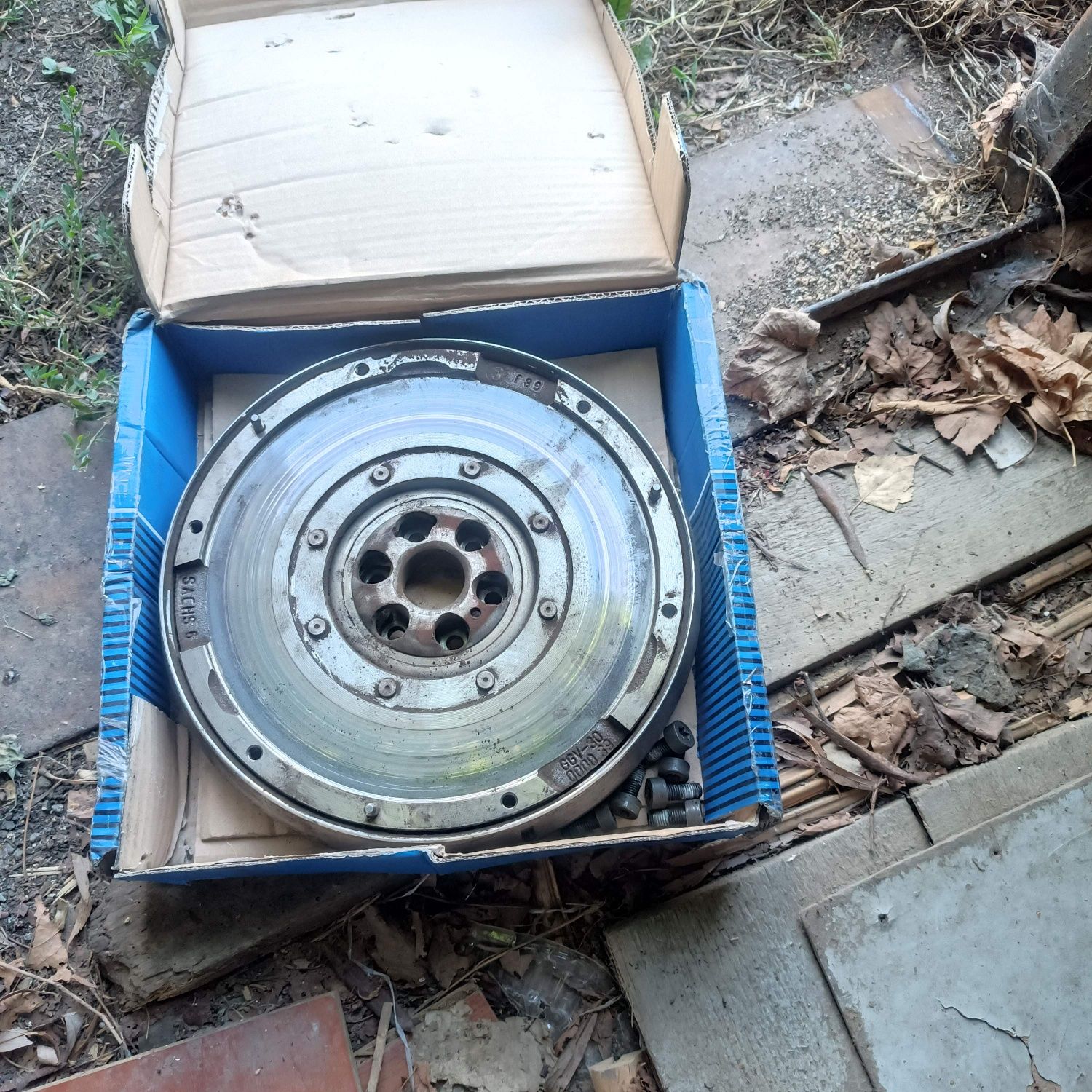 Маховик для Форд Фокус 1.6 tdci 74 kWt