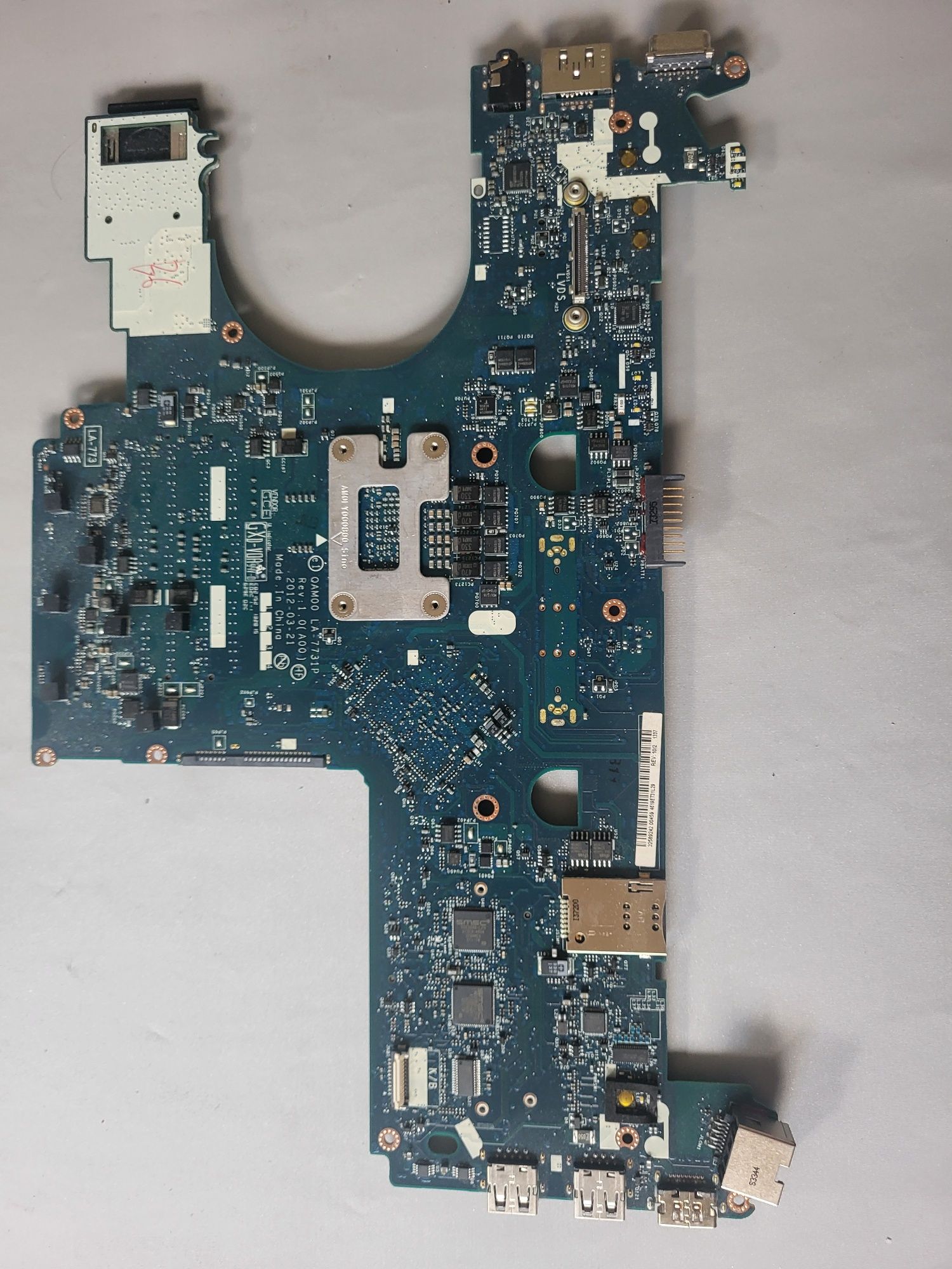 Płyta główna z i3 gen 3 do laptopa DELL Latitude E6230 P14T