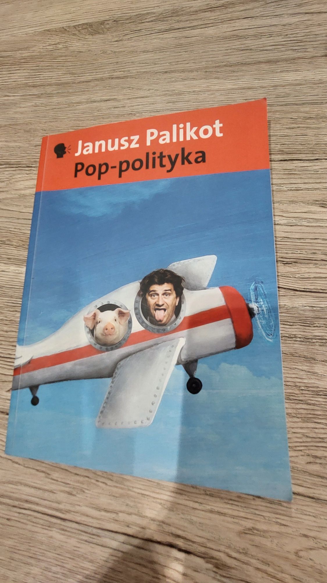 Pop polityka Janusz Palikot z autografem