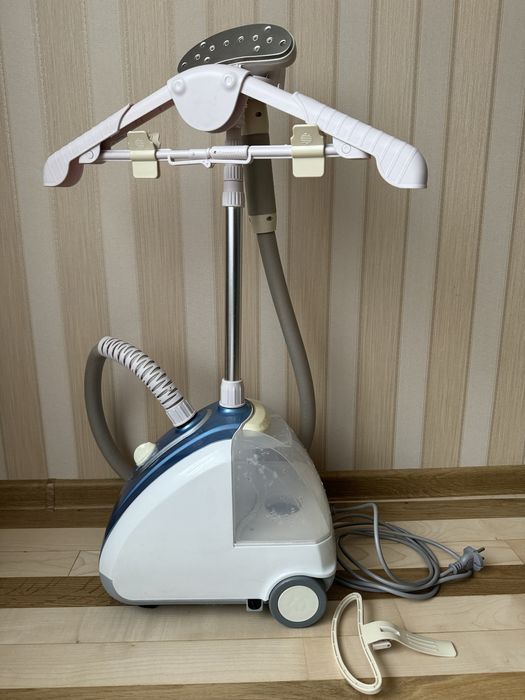 Відпарювач для одягу DEX DGS-150