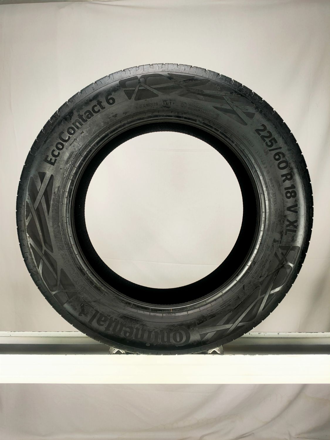 Opony 225/60R18 lato 225/60/18 CONTINENTAL (osobowe) OO13035