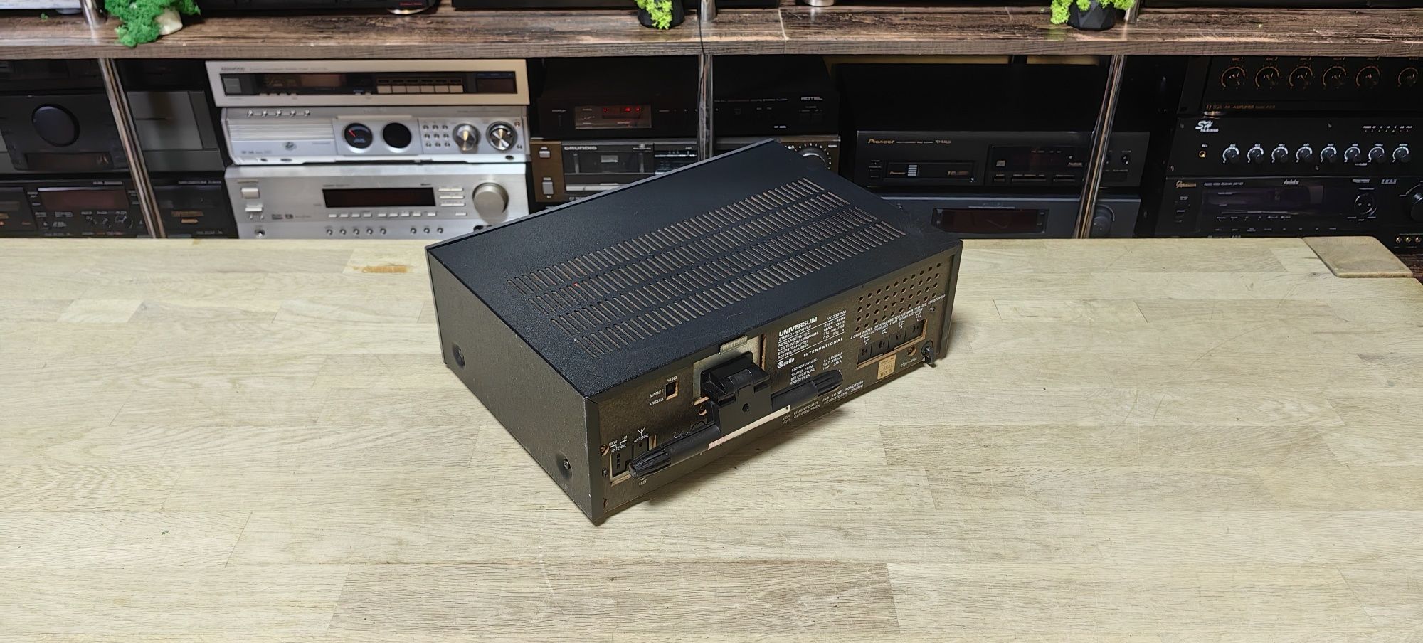 Ресивер Universum VT 23016M/4Ω