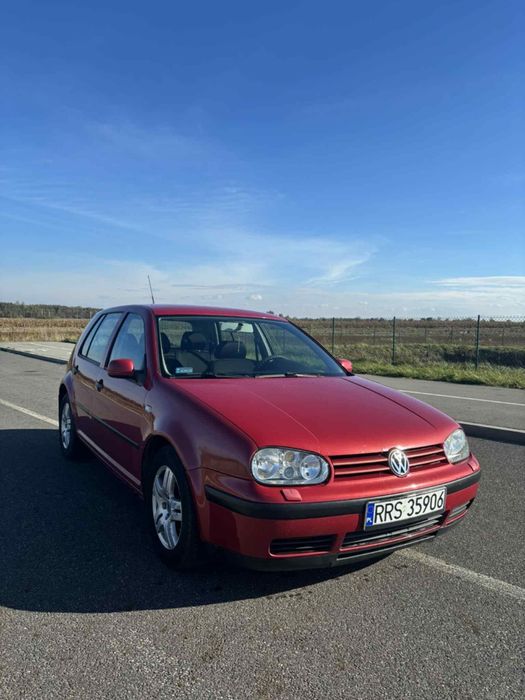 Volkswagen Golf 4 1.6 benzyna plus gaz 2001r