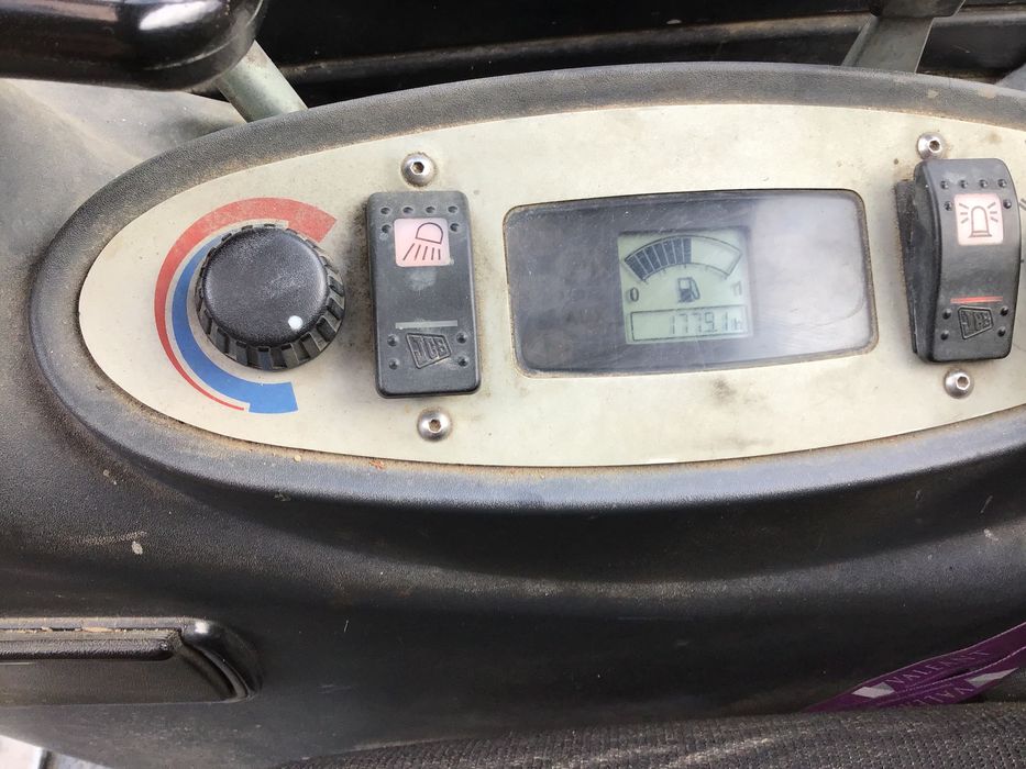 JCB 8014 minikoparka 1500 kg