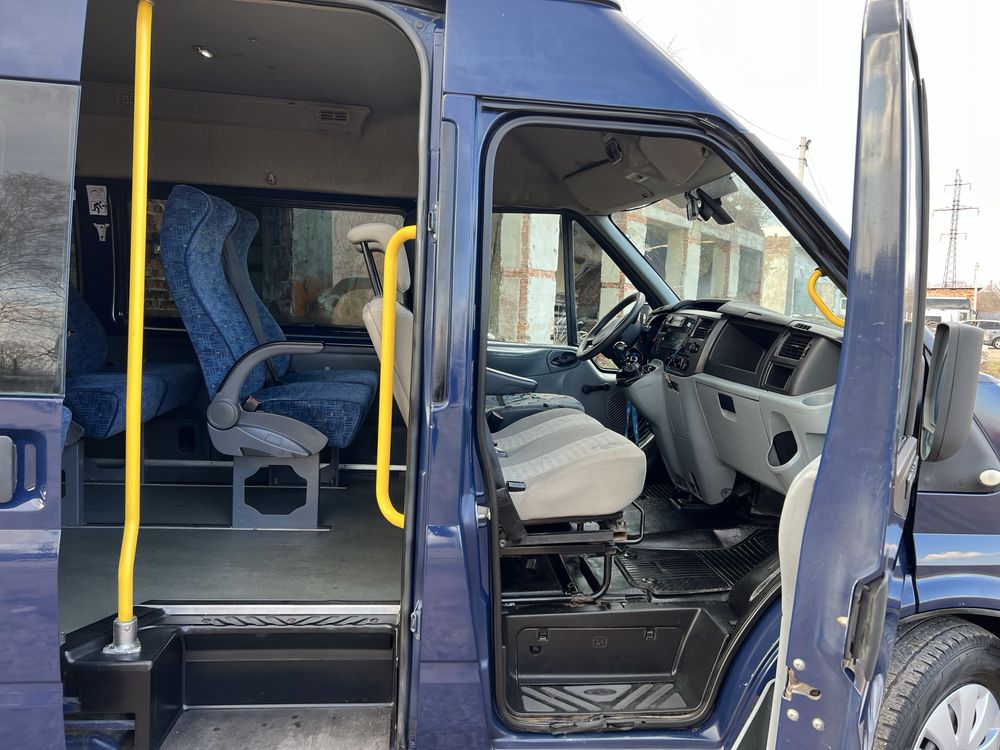 Ford Transit лонг 2007р 2.4 TDCI оригінальний пасажир