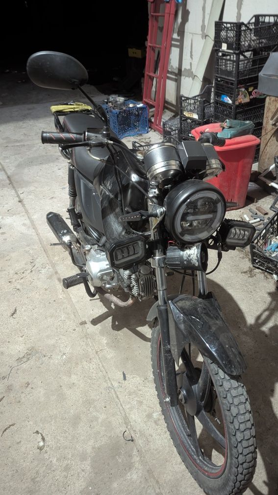 Продам spark 125c-2c з 150 кубовим мотором(Возможен обмен)