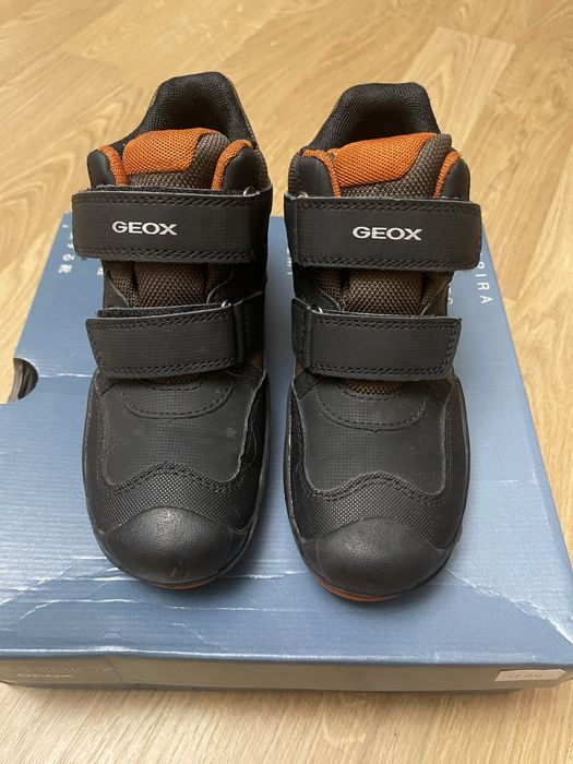 Демисезонные ботинки Geox р.32