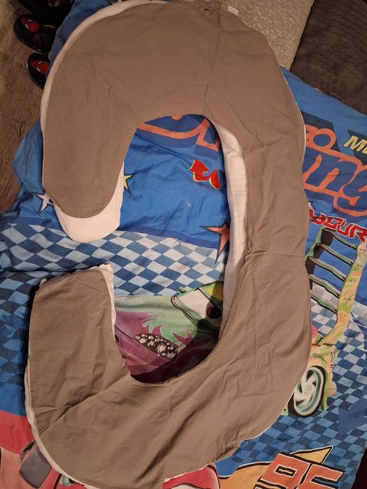 Duży rogal ciążowy