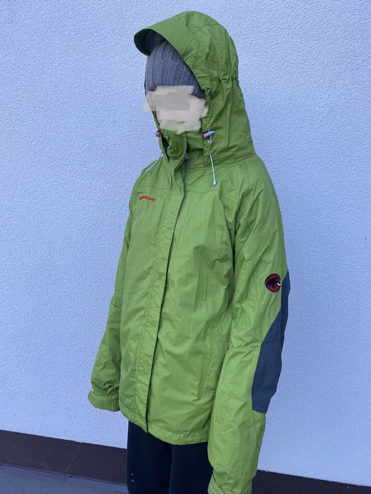 Вітрівка Mammut жіноча розмір М. Ветровка Mammut