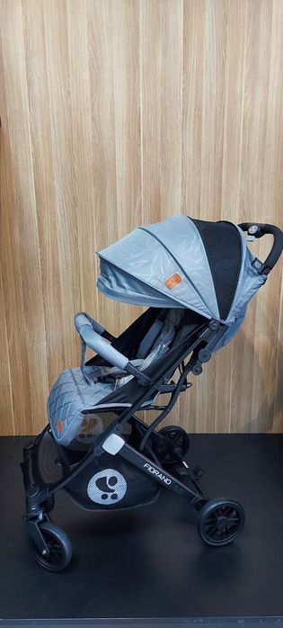 Lorelli Fiorano lekka spacerówka z torbą i rączką jak w walizce!