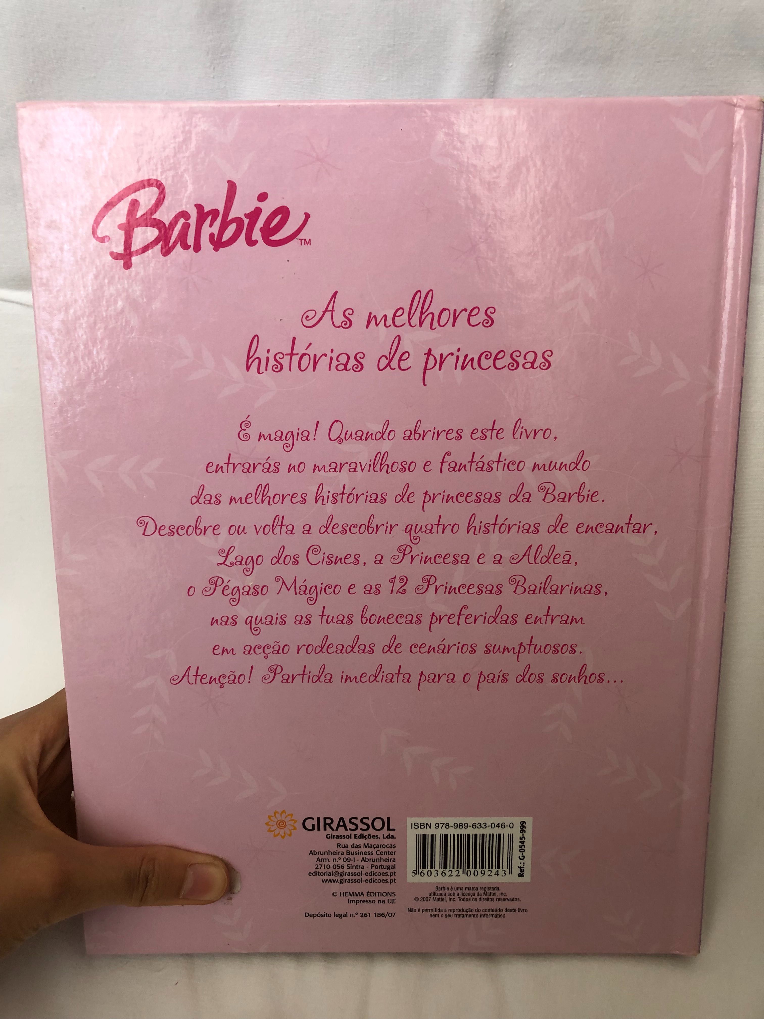 Livro da Barbie “As melhores histórias de princesas”
