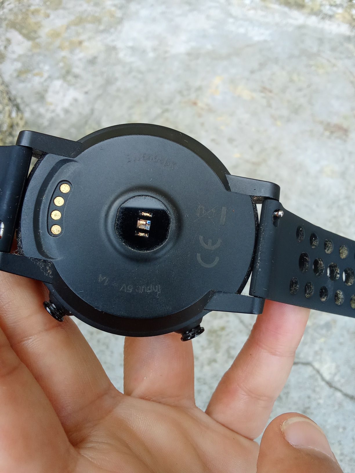 Smartwatch com bluetooth Goodis SW6468BK Preto"compatível com android