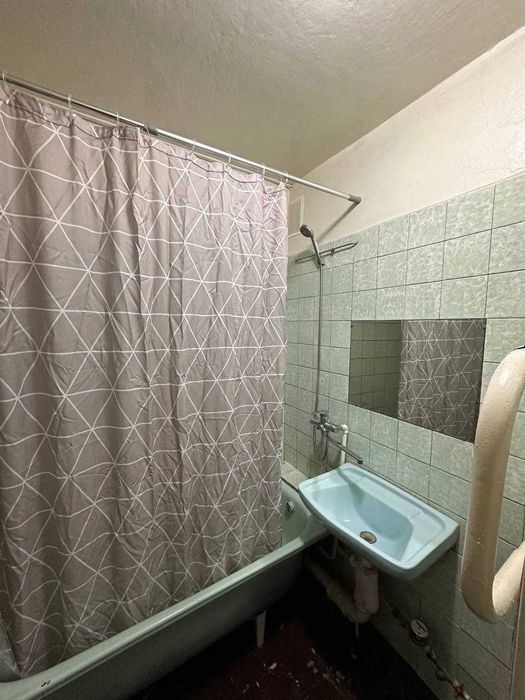 Продаж 2-кімнатної квартири вул. Металургів. Цегла. 6/10 поверх