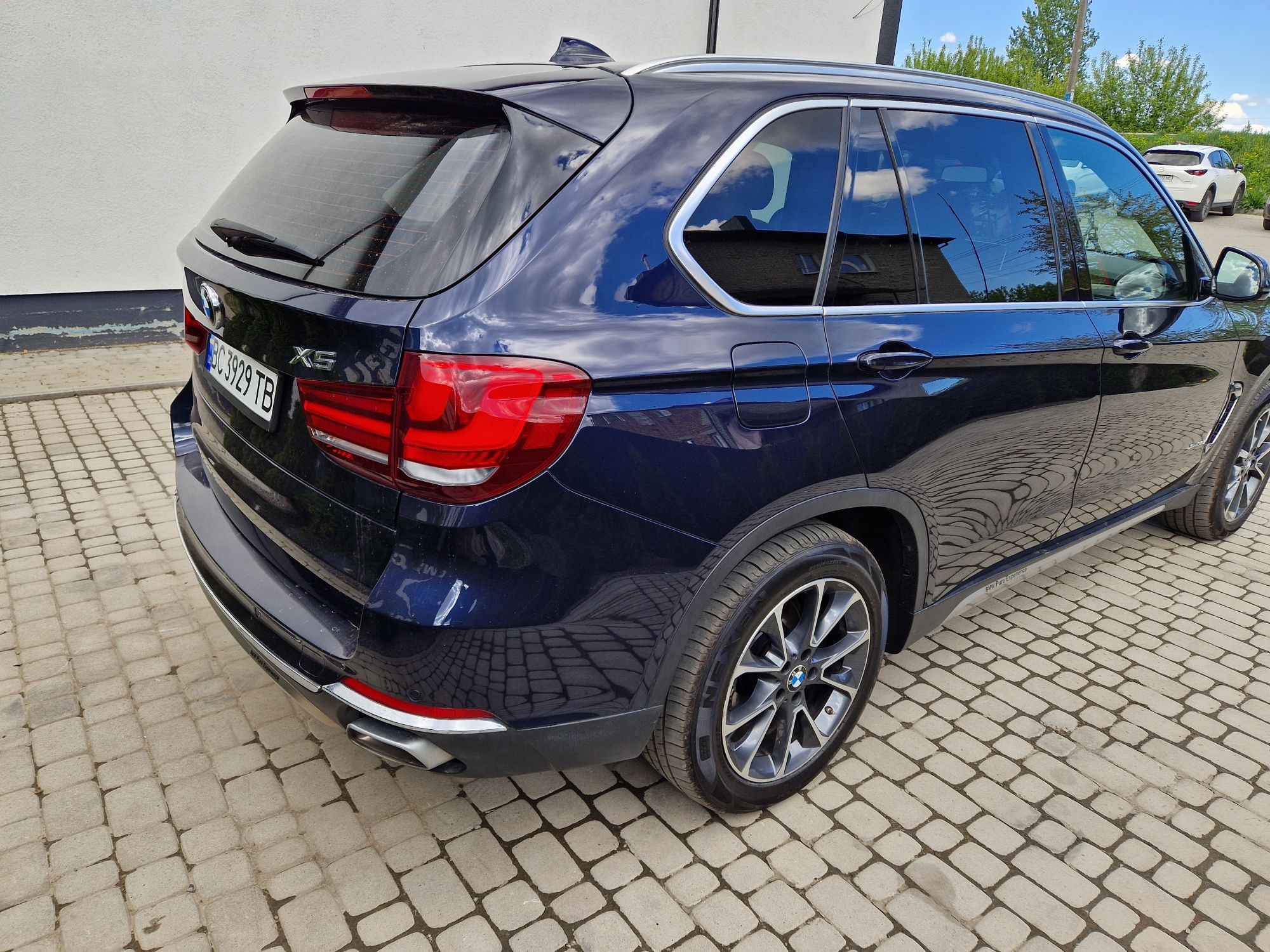 Продаю BMW X5 F15 2018 р. з малим пробігом. Супер стан