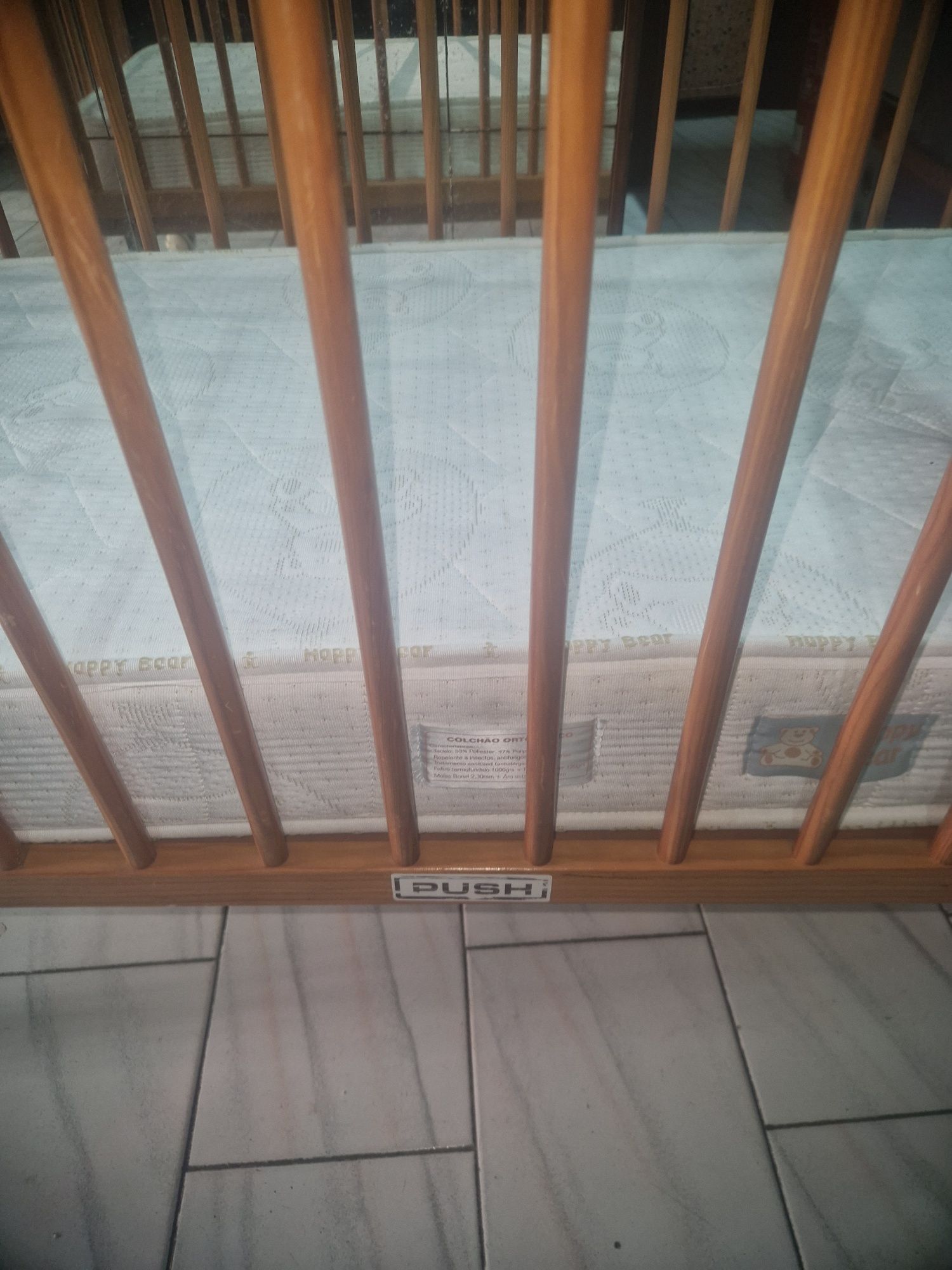 Cama de Bebé com Colchão...