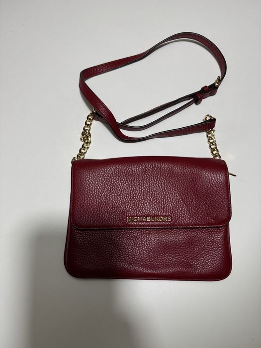 Mala Michael kors bordeaux.