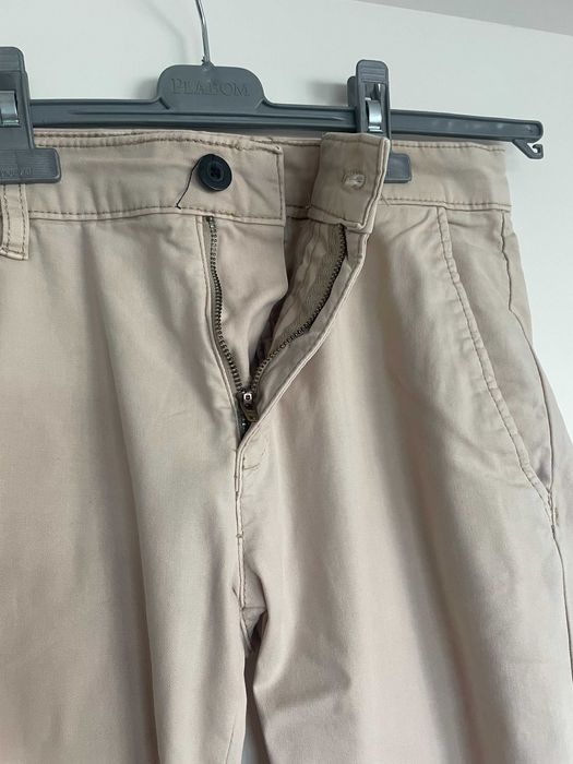 Calças beges, tipo Chinos, com fecho, Zara - 36