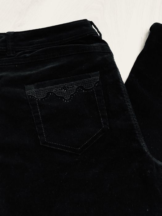 Spodnie Biaggini sztruks damskie czarne stretch 46