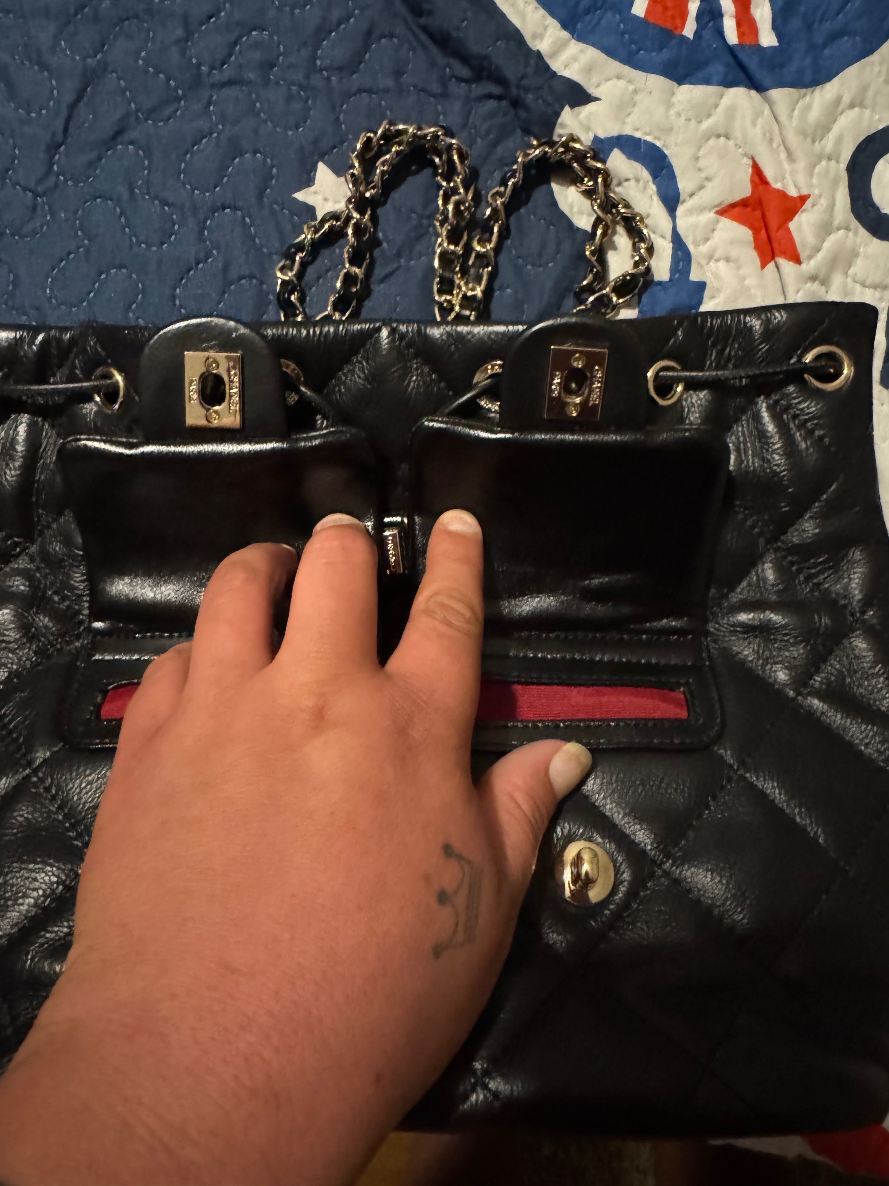 Mochila CHANEL original  como nova usadas 3 vezes