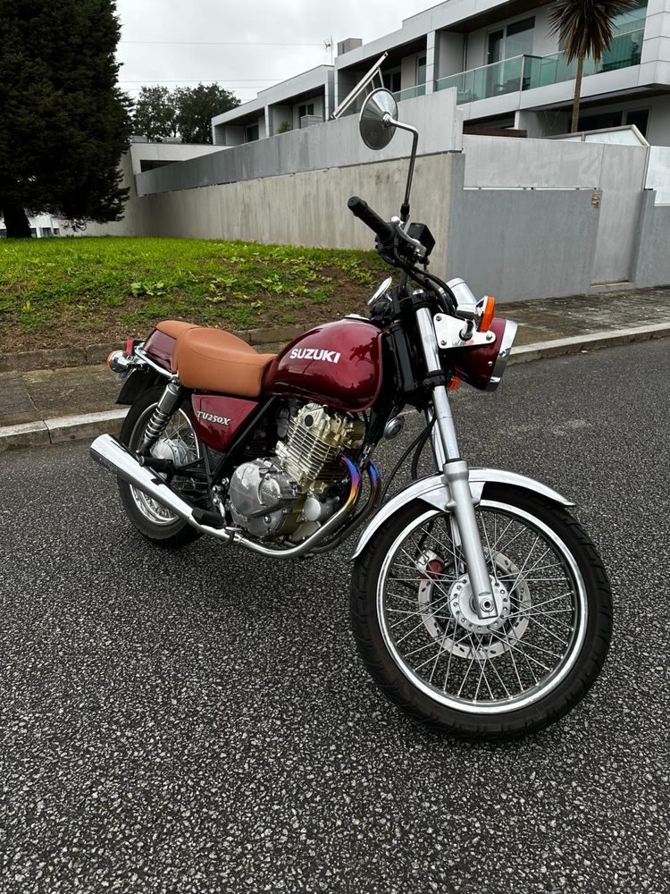 Moto Suzuki TU250X