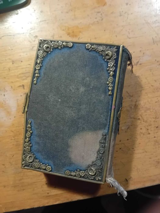 Pequeno Livro da Missa e da Confissão, 1872