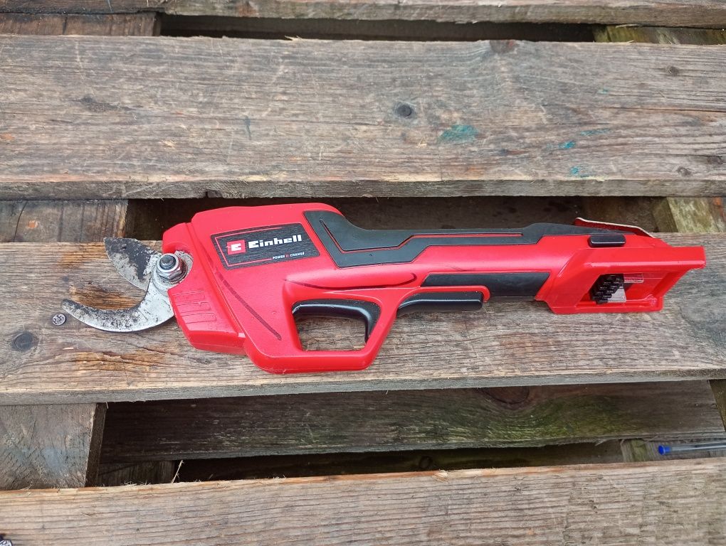 Sekator ogrodowy akumulatorowy Einhell 18V xchange