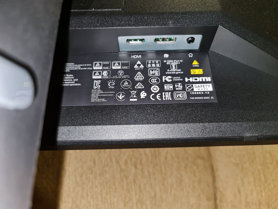 Monitor gaming lenovo