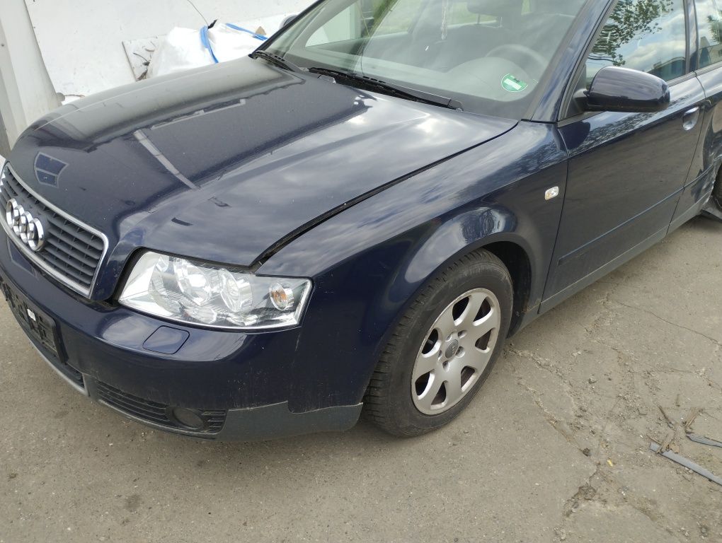 Бампер ауді А4Б6 фара  Audi A4B6