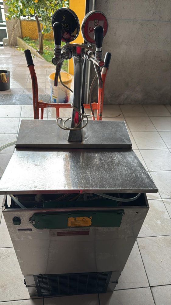 Maquina cerveja