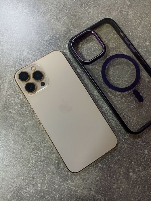 iPhone 13 Pro Max в отличном состоянии