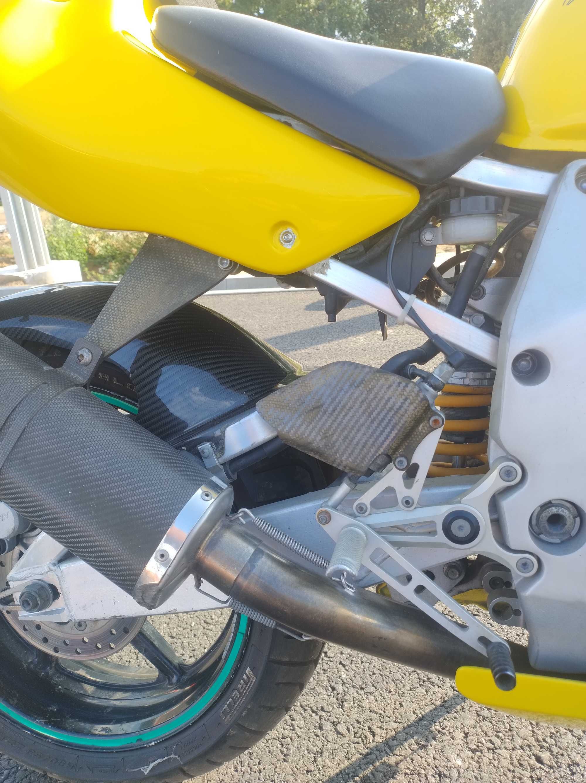 Honda CBR FireBlade 900RR SC33