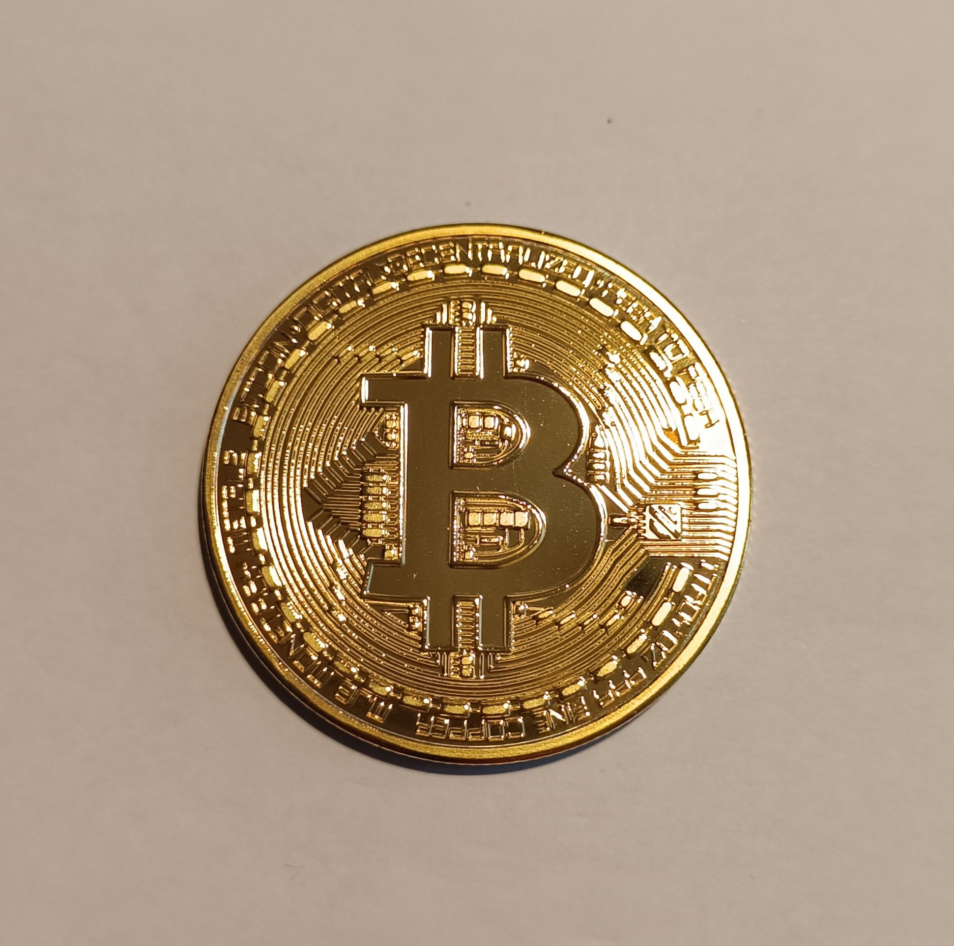 Moneta pamiątkowa - Bitcoin 2013