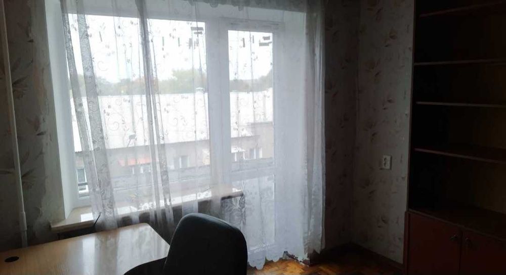 Продается  1 ком квартира по ул. Республиканская, Заводской р-н