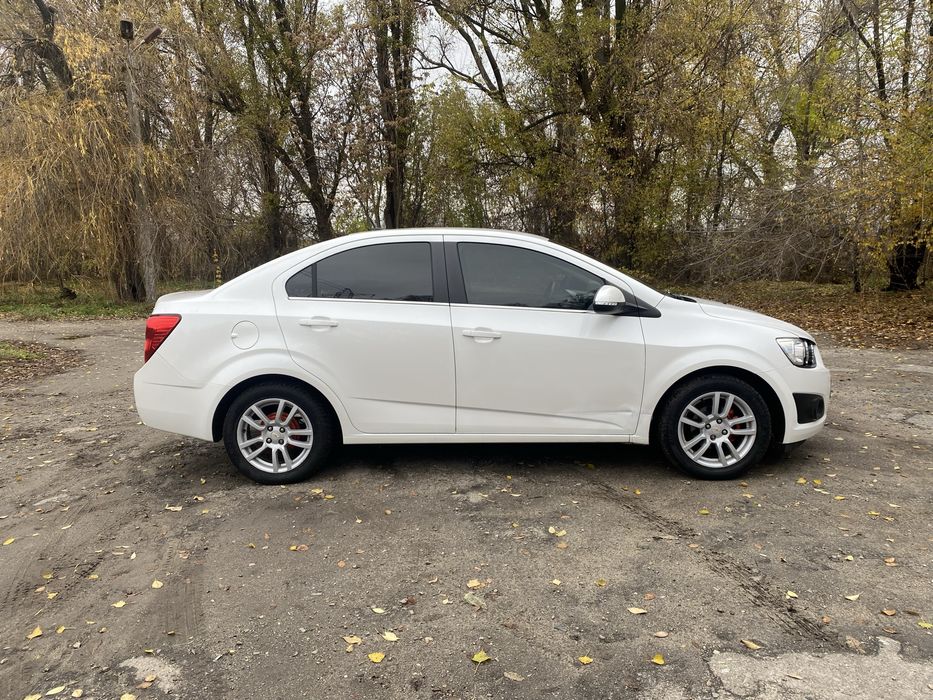 Chevrolet Aveo 2014 газ бенз